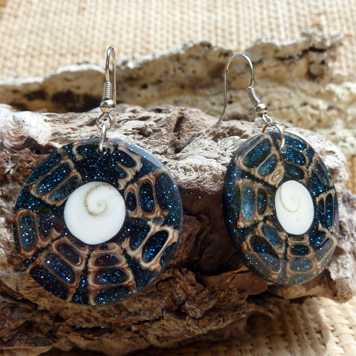 Collier Et Boucles D'oreilles Perles Coquillages Gris 8-12 Mm - Lot AAA-P300 - Neuf Sans Emballage