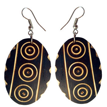 Boucles d'oreilles bois en Coco gravée Mode Ethnique Artisanat en Noix de Coco Boucles d'oreilles bois en Coco gravée Mode Ethnique Artisanat en Noix de Coco