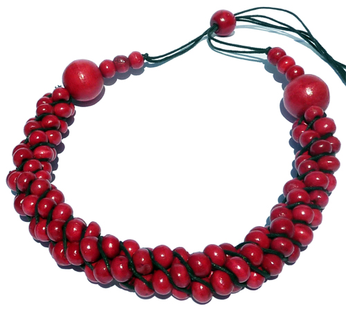 Collier original Rouge Framboise perles en Bois Torsade Création artisanale