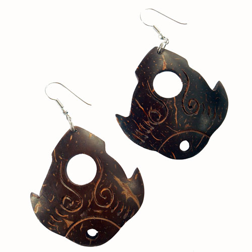 Boucles d'oreilles originales pendants en noix de coco raies manta sytle ethnique asie du sud est et ocean pacifique