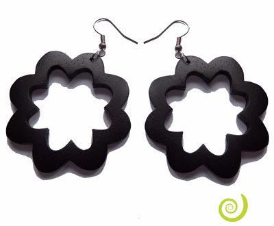 Boucles d'oreilles bois fleurs boheme cool pop simples originales artisanat de Bali