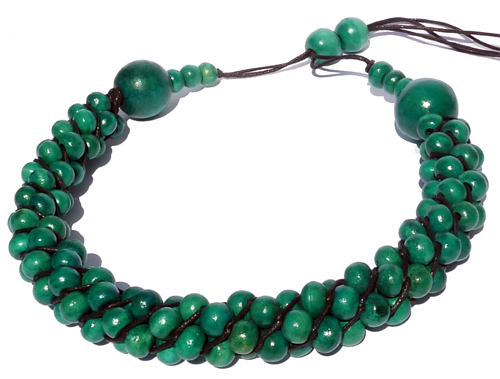 Collier en bois perles vert bleu en torsade tour de cou reglable sur cordon creation artisanale