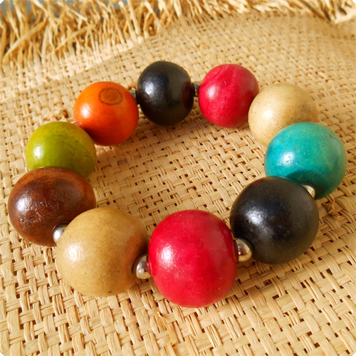 bracelet grosses boules en bois multicolore elastique creation artisanale