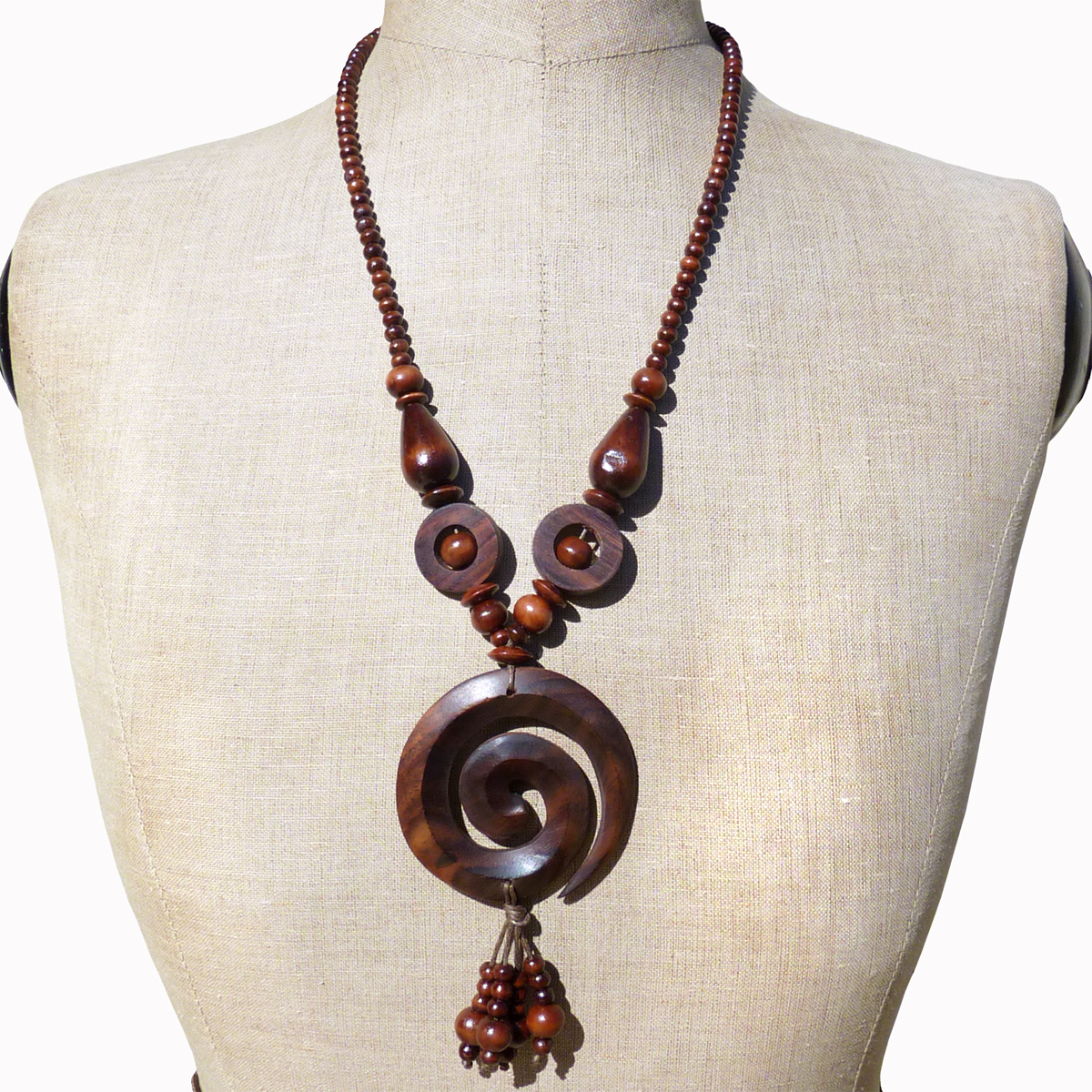 Collier en bois original spirale et perles en bois exotique