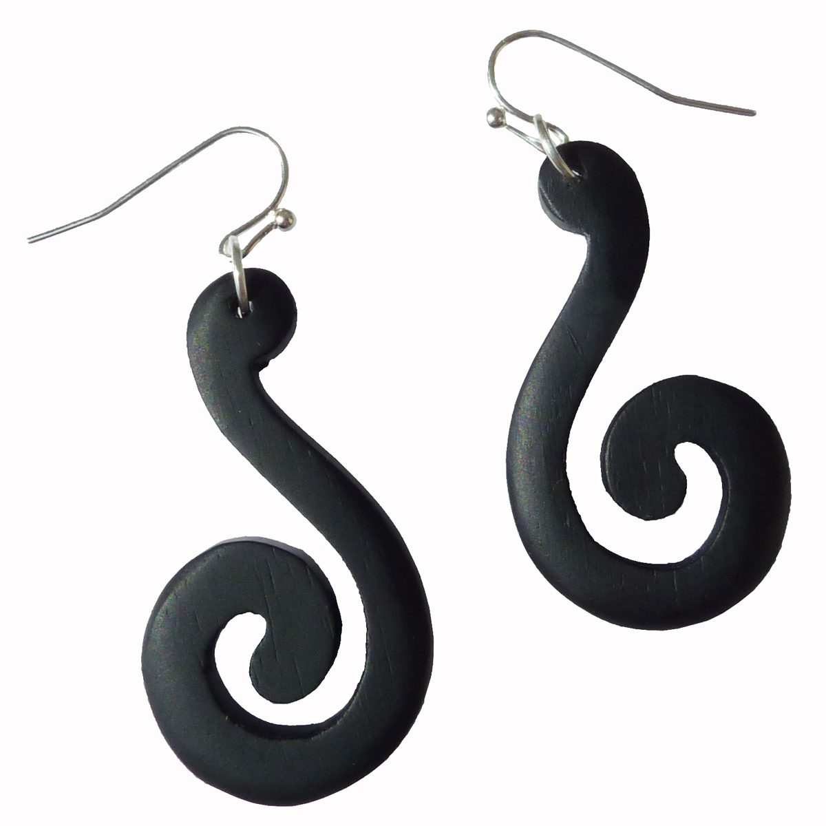 boucles d'oreille en bois arabesques ethniques noir marron