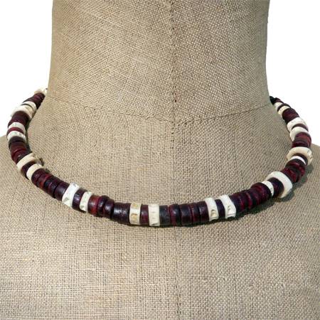 collier surf rouge en noix de coco et vertbres de poisson artisanat balinais